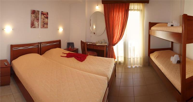 Hotel Evripidis triple room 1.jpg