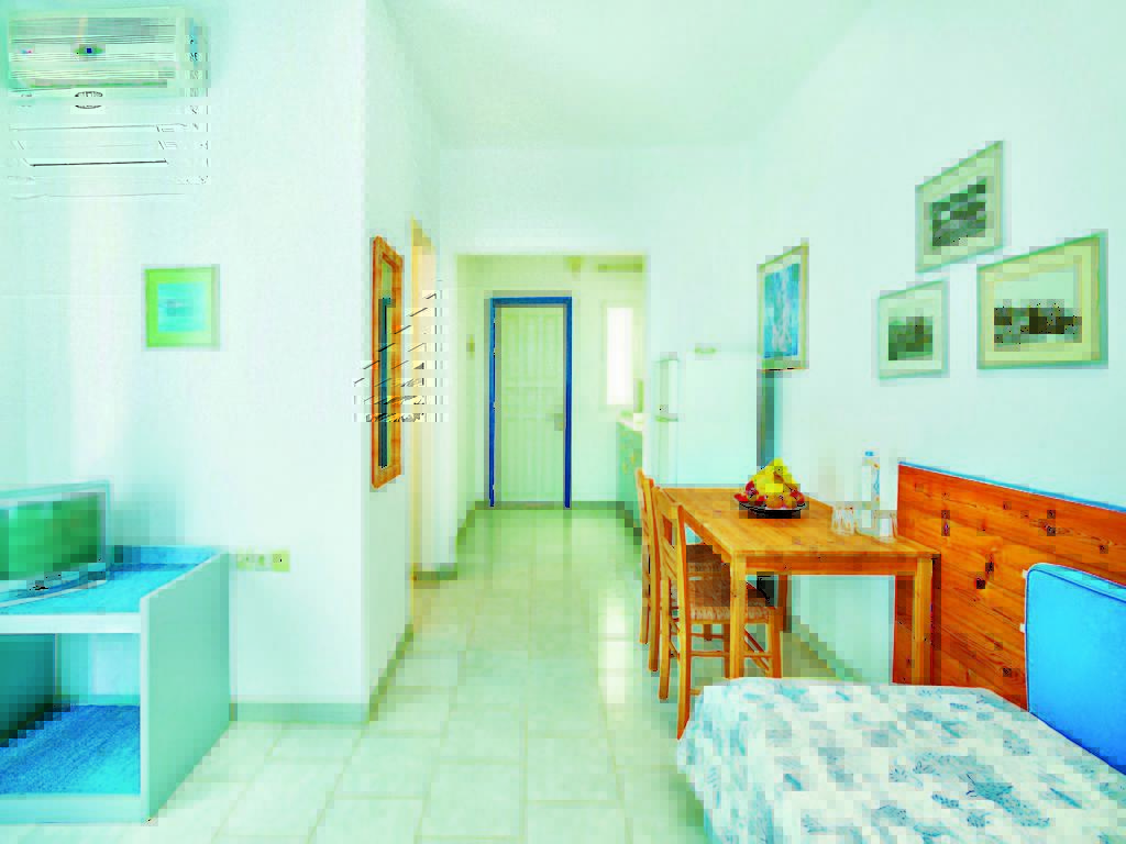 Faros apartments studio 4.jpg