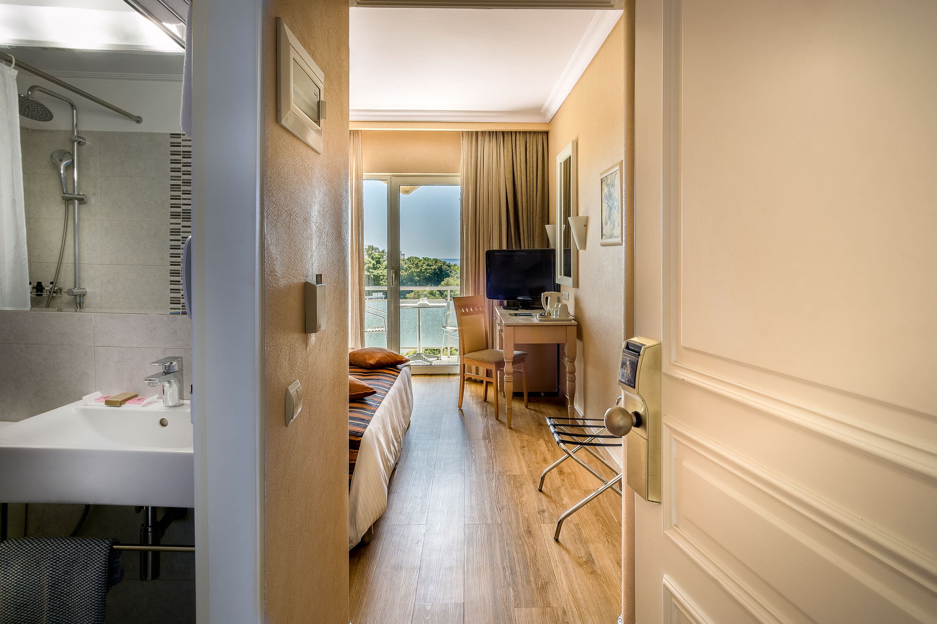 Hotel Fenix premium room.jpg