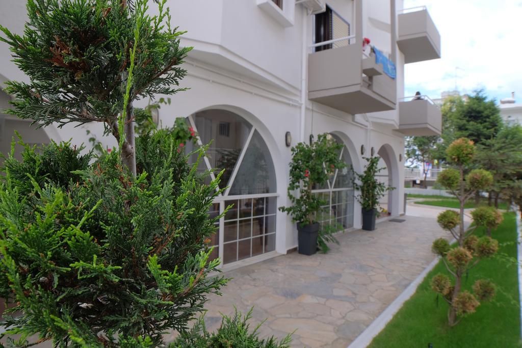 Hotel Afrodite Beach garden.jpg