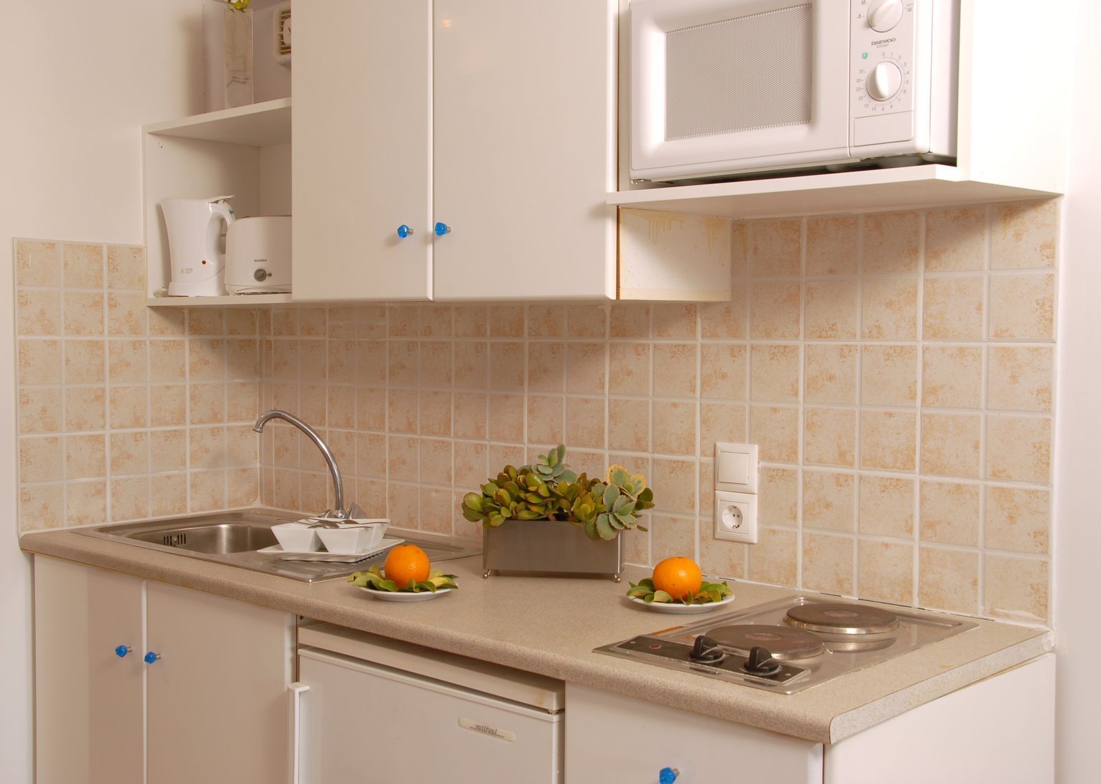 Hotel Filoxenia comfort room kitchen.jpeg