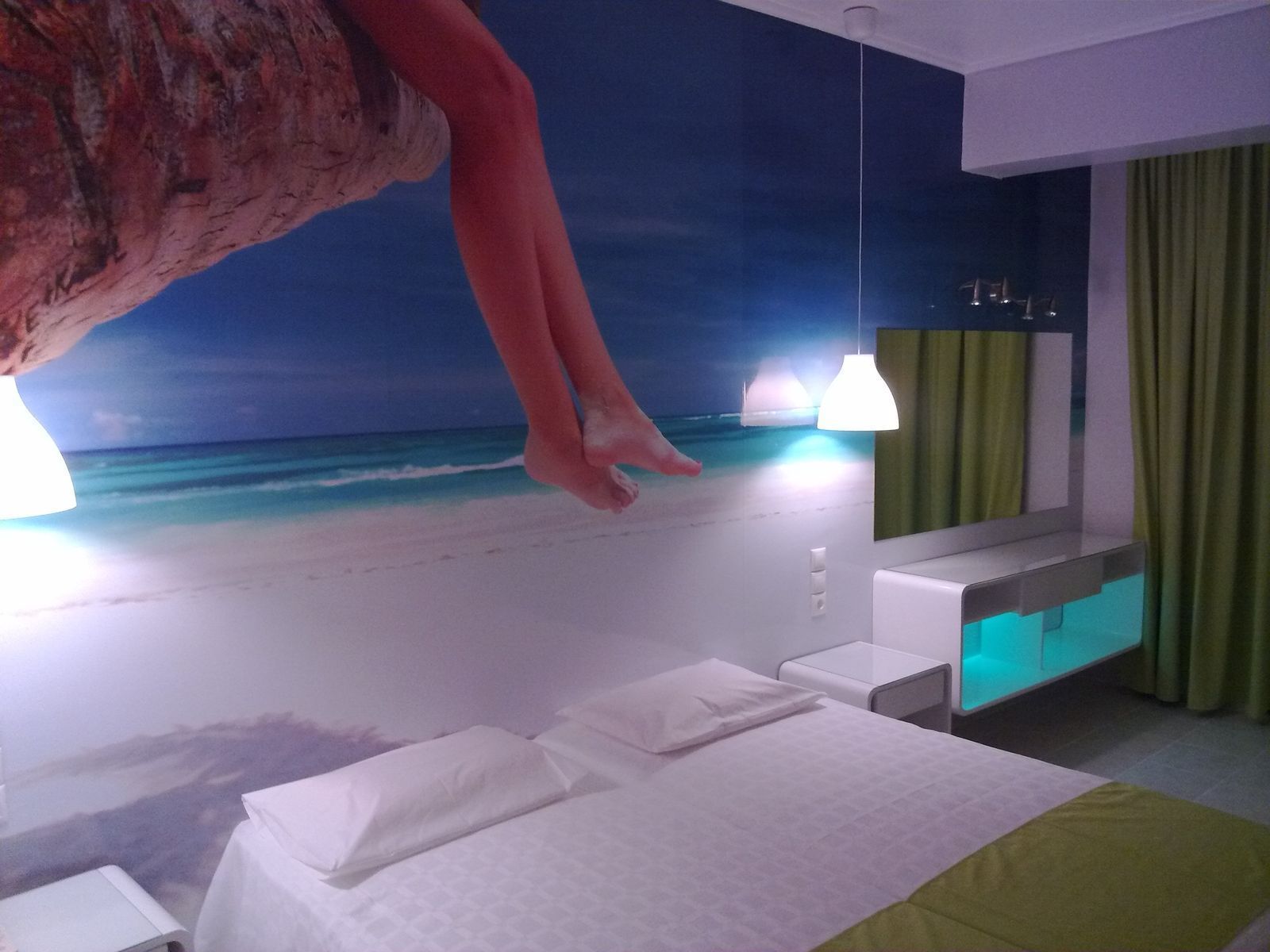 Hotel Filoxenia standard single room.jpeg