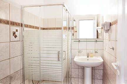 Fiorella Sea View hotel mezonete kupatilo.jpg