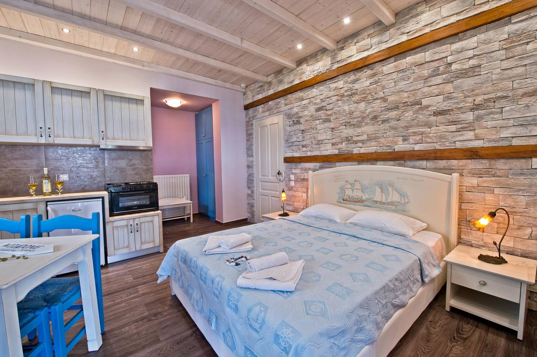Hotel Flamingo studio 1.jpg