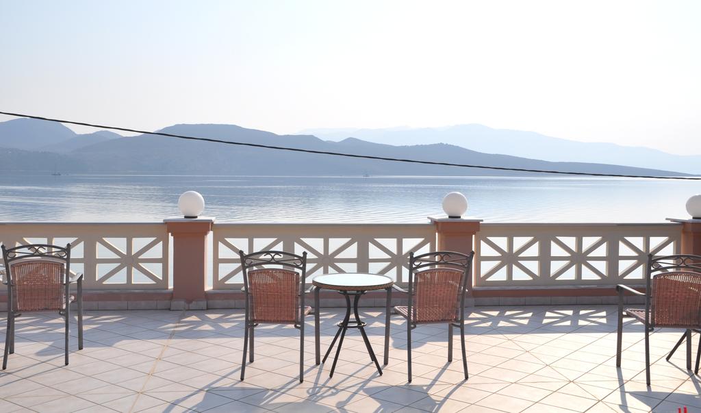 Hotel Florena teracce 2.jpg