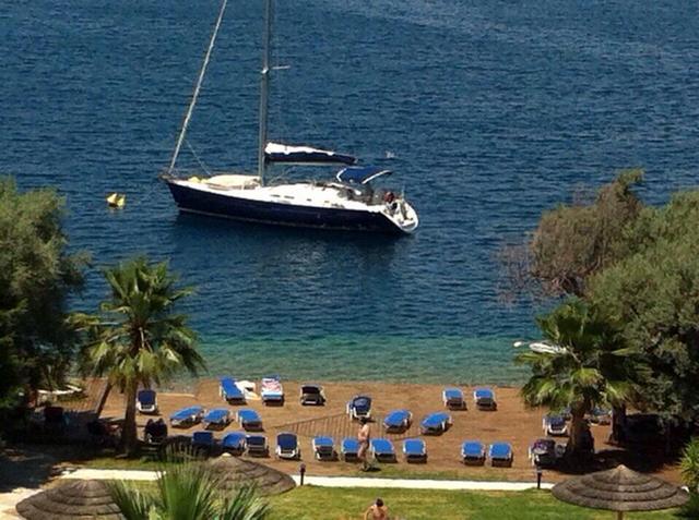 Hotel Florida Blue Bay beach.jpg