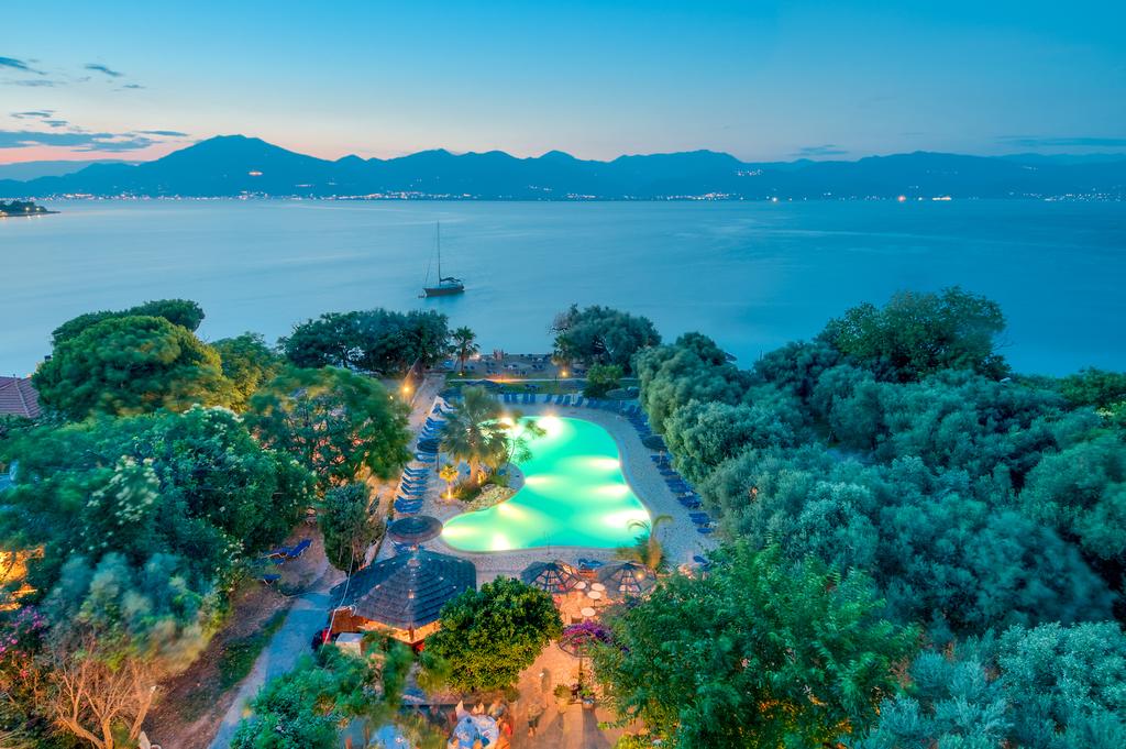 Hotel Florida Blue Bay pool 2.jpg
