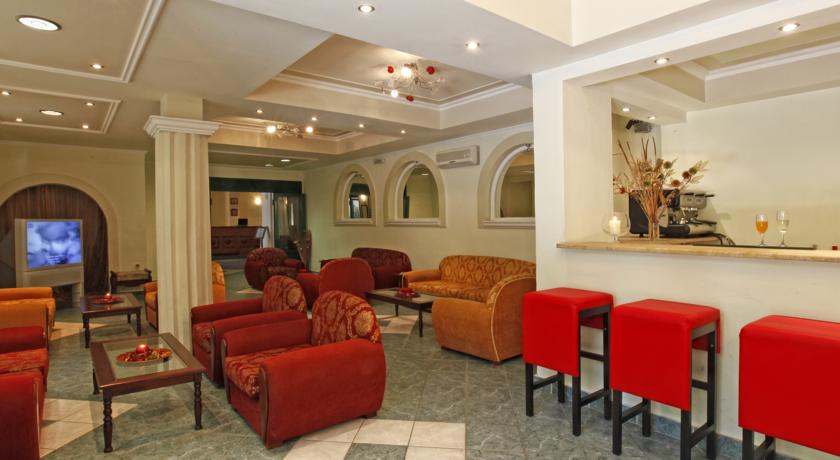 Hotel Galaxia Gouvia bar.jpg