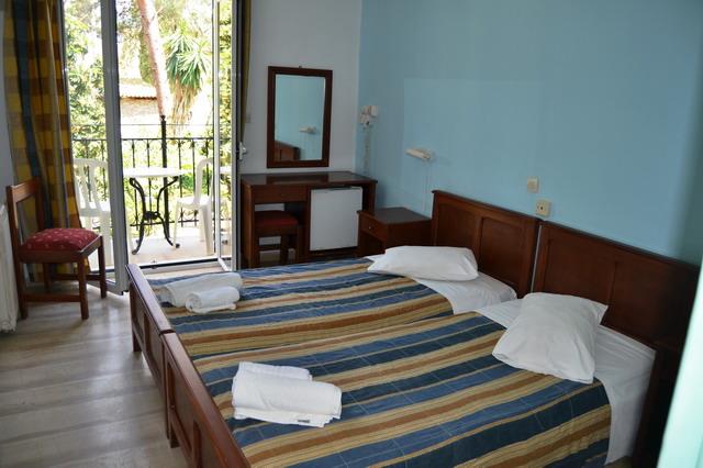 Hotel Galaxia Gouvia double room 3.jpg