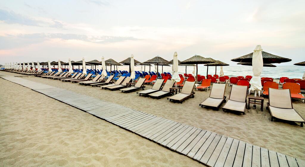 Hotel Giannoulis beach 2.jpg