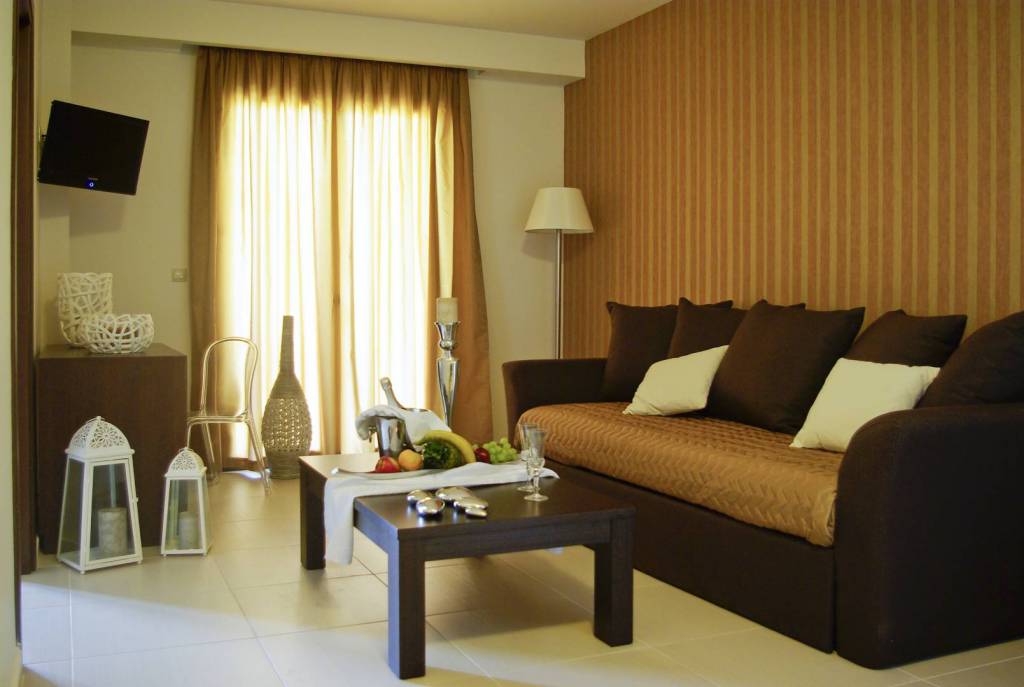 Hotel Giannoulis family suite 2.jpg