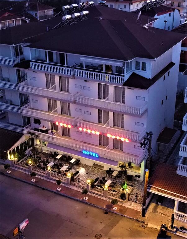 Hotel Gold Stern.jpg