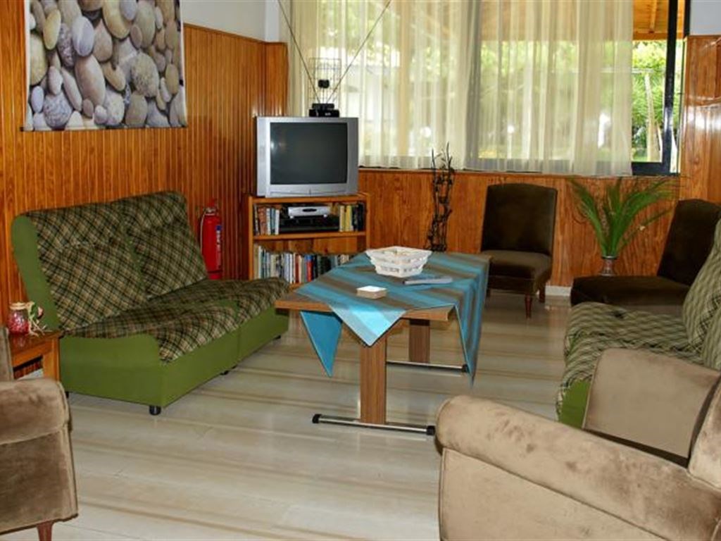 Hotel Golden Beach Preveza lobby.jpeg