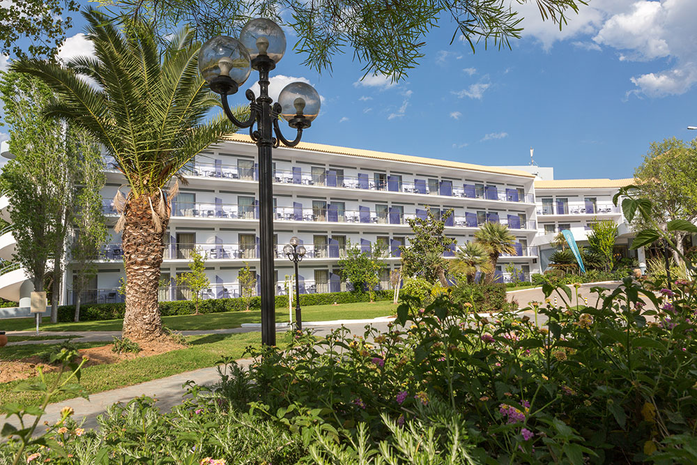 Hotel Golden Coast 3.jpg