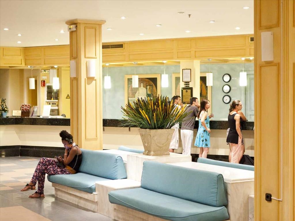 Hotel Golden Coast lobby.jpeg