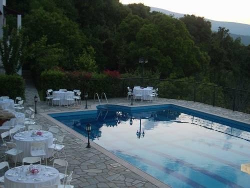 Apartmani Aglaida swimming pool 1.jpg