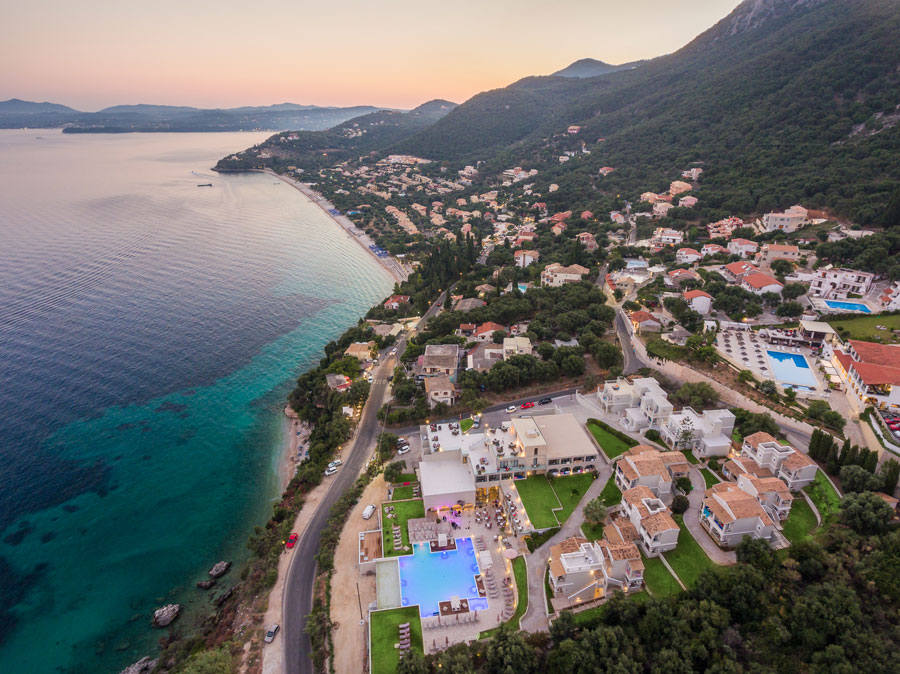 Golden Mare hotel pogled na hotel i okruženje.jpg