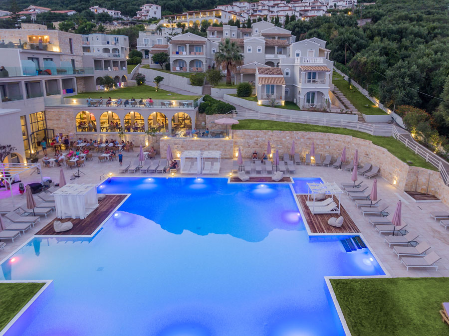Golden Mare hotel pogled na hotelski kompleks.jpg