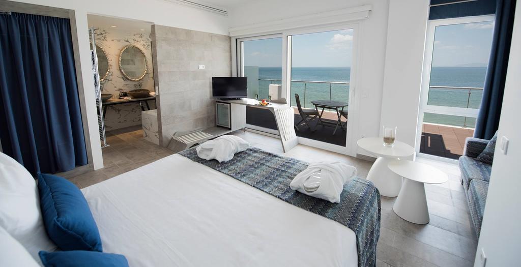 Hotel Golden Star City Resort aeolus suite.jpg