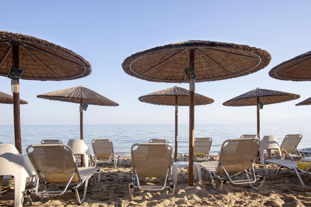 Hotel Golden Star City Resort beach.jpg