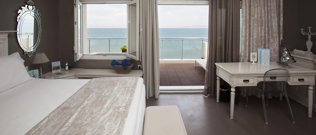 Hotel Golden Star City Resort seagull suite.jpg
