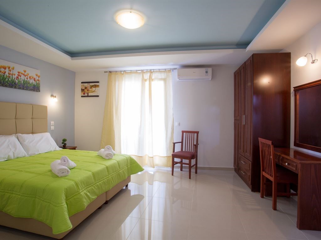 Hotel Gouvia family room 2.jpeg
