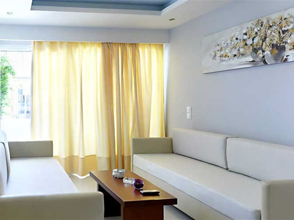 Hotel Gouvia suite 1.jpeg