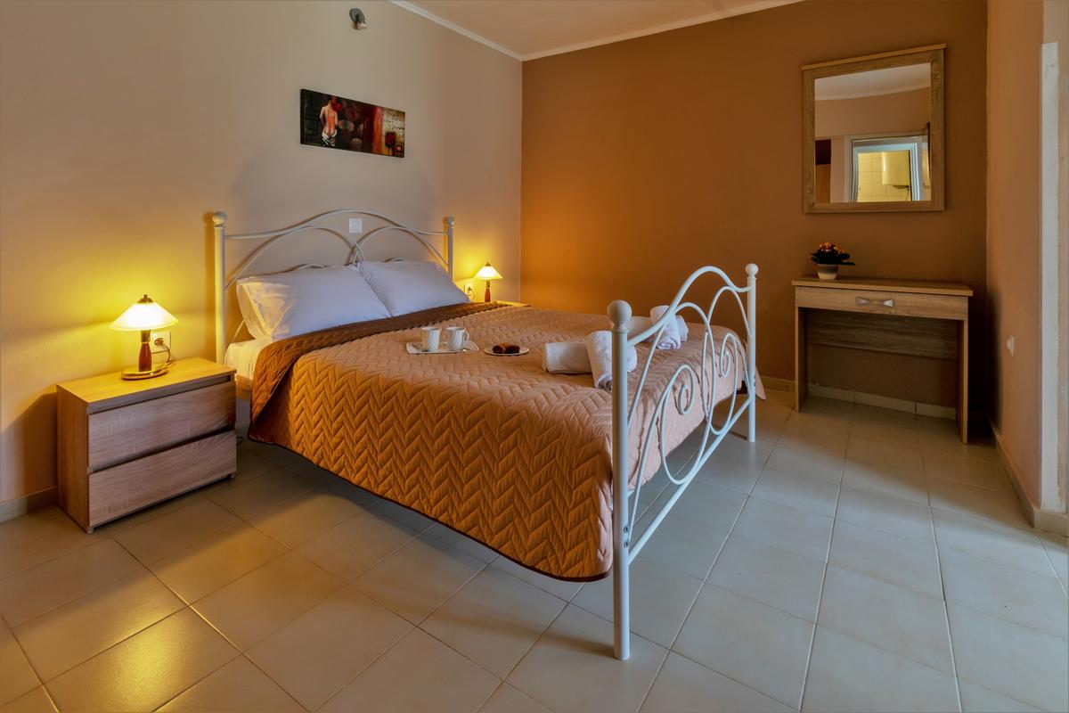Hotel Govino Bay one bedroom apartments 2.jpg