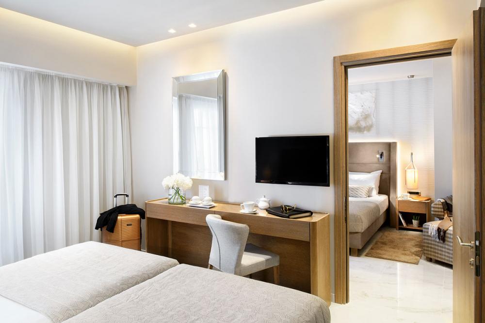 Grand Hotel Palace deluxe modern family rooms.jpg