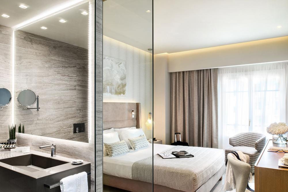 Grand Hotel Palace deluxe modern rooms.jpg