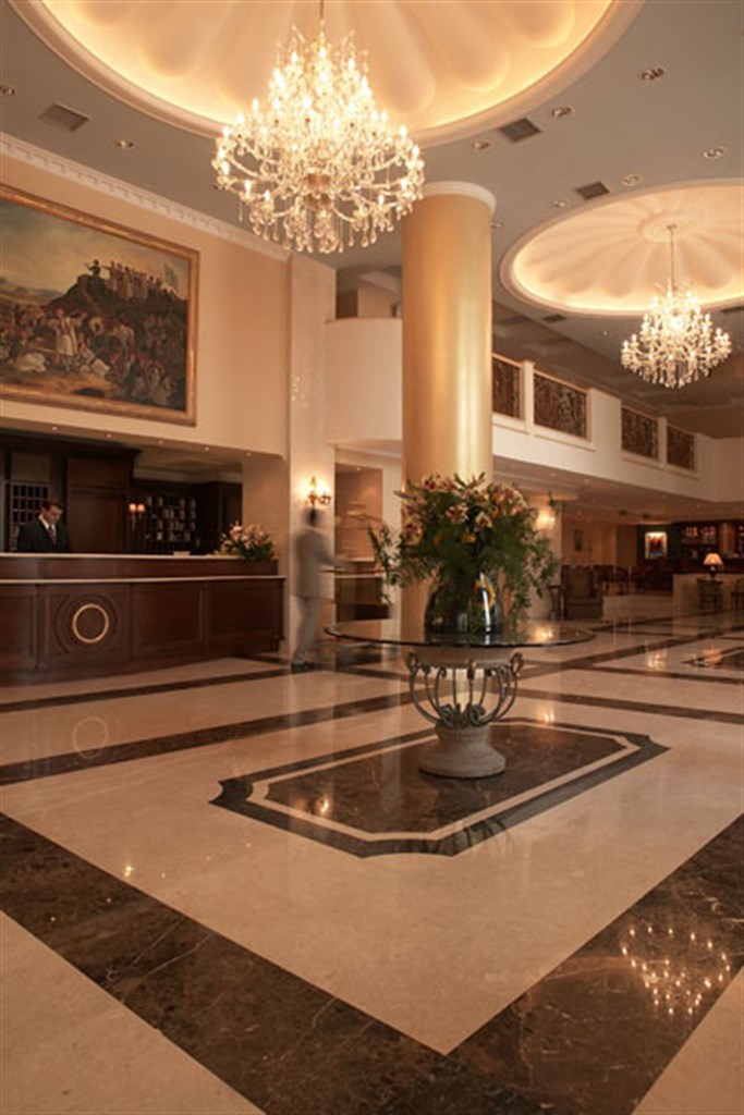 Grand Hotel Palace lobby.jpg