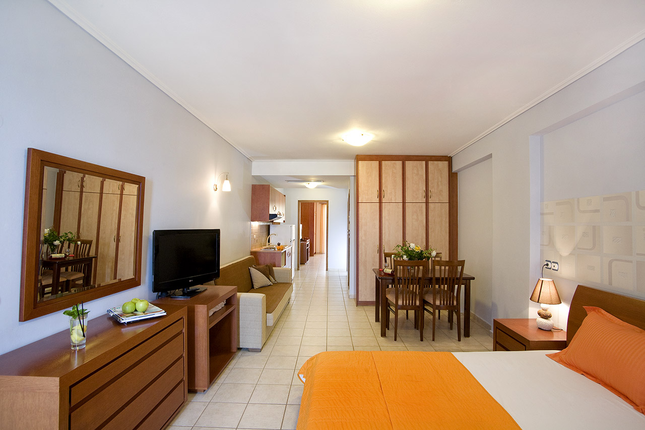 Hotel Grand Nefeli accomodation 5.jpg