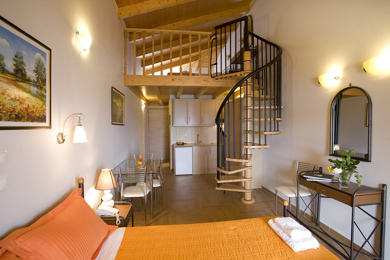 Hotel Grand Nefeli accomodation 7.jpg