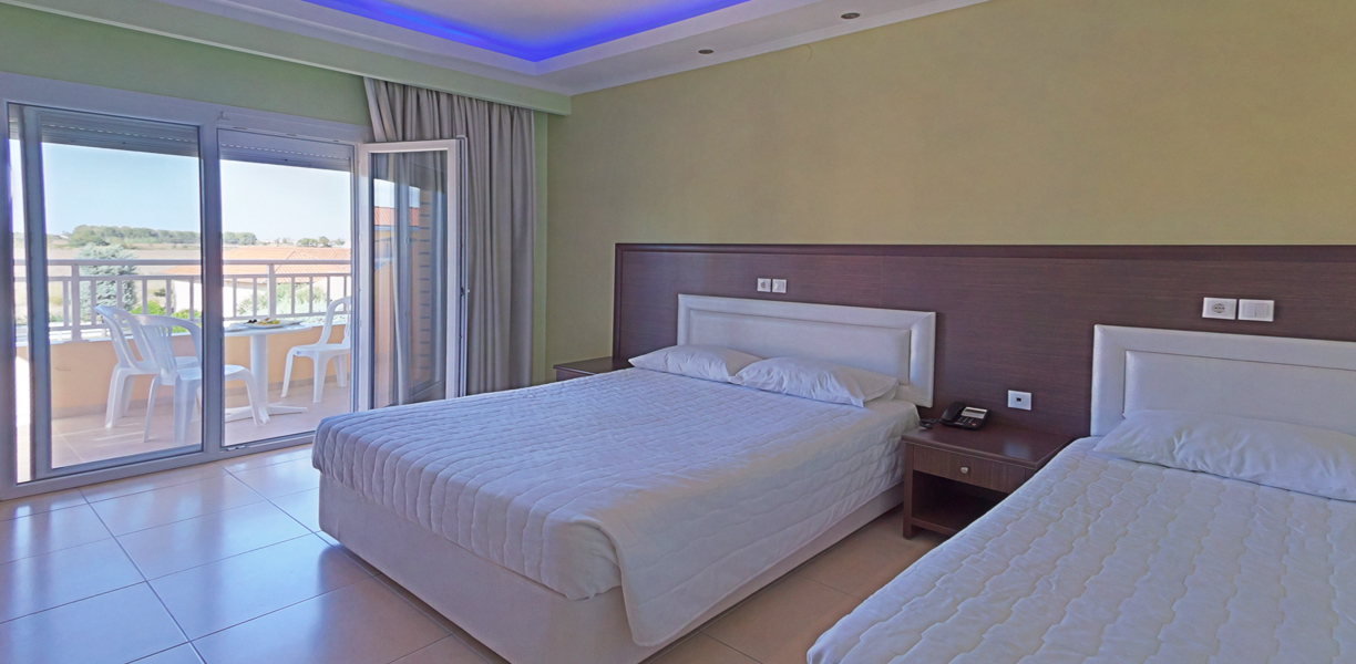 Hotel Grand Platon junior suites.jpg