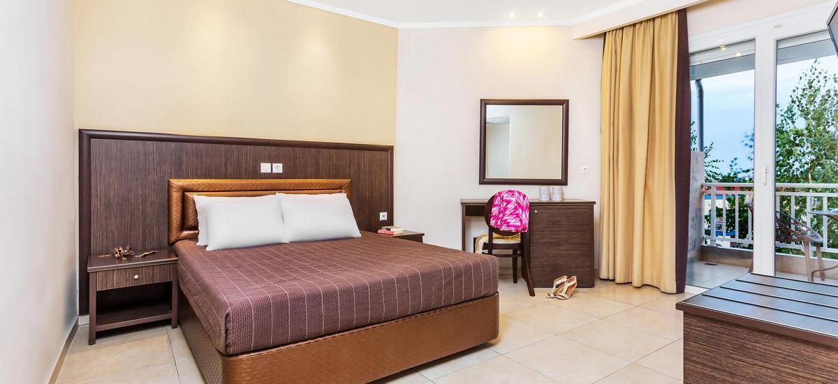 Hotel Grand Platon superior rooms 1.jpg
