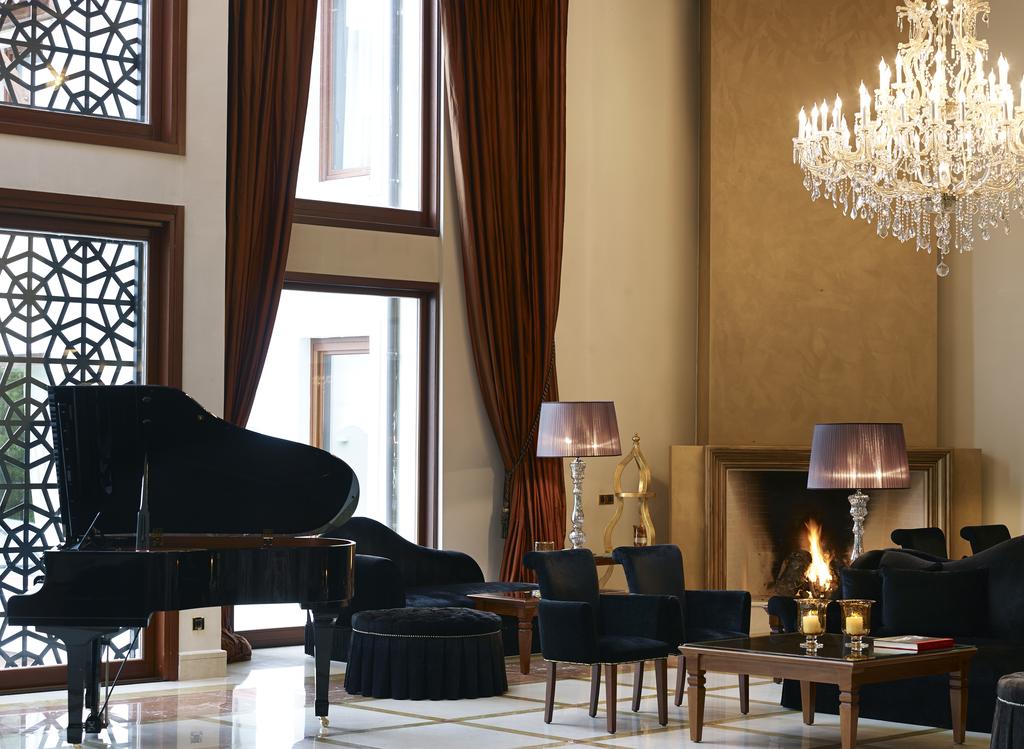 Hotel Grand Serai Congress and spa lobby 1.jpg
