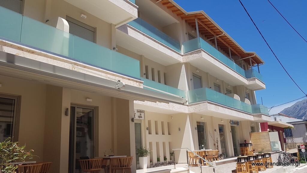Hotel Grand Theoni 2.jpg