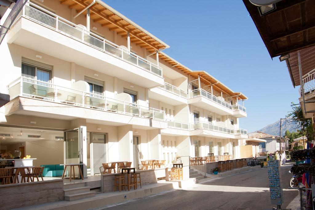 Hotel Grand Theoni 3.jpg