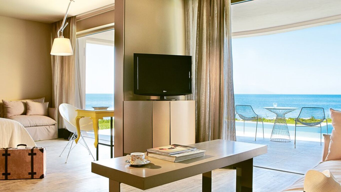 Hotel Grecotel Astir-Astir executive suite sea view.jpg