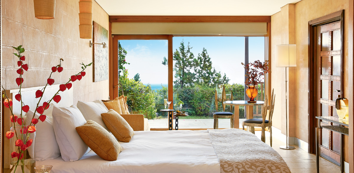 Hotel Grecotel Cape Sounio superior bungalow.jpg