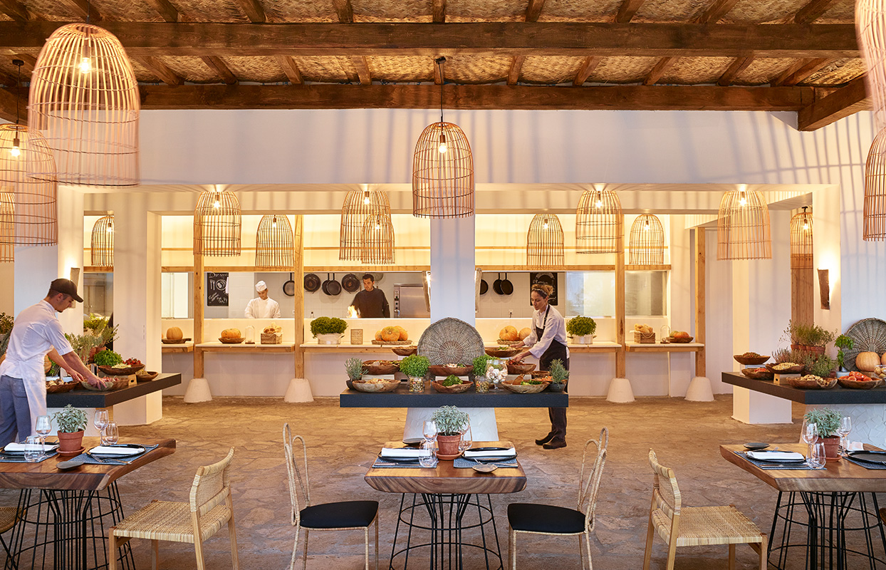 Hotel Grecotel Casa Marron restaurant 2.jpg