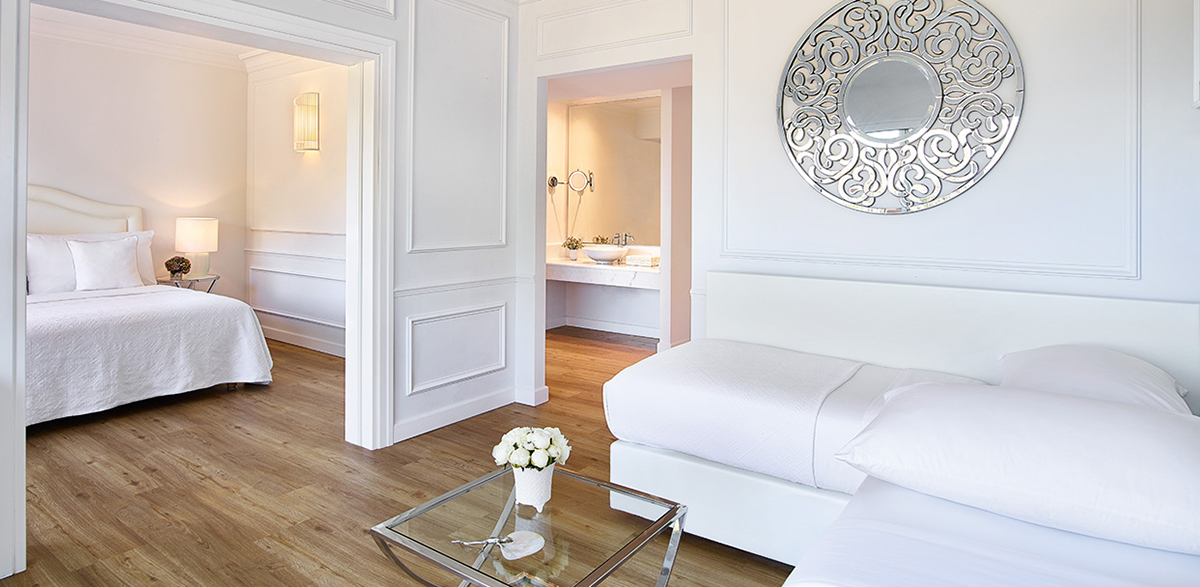 Hotel Grecotel Corfu Imperial Palace boshetto junior family suite 1.jpg