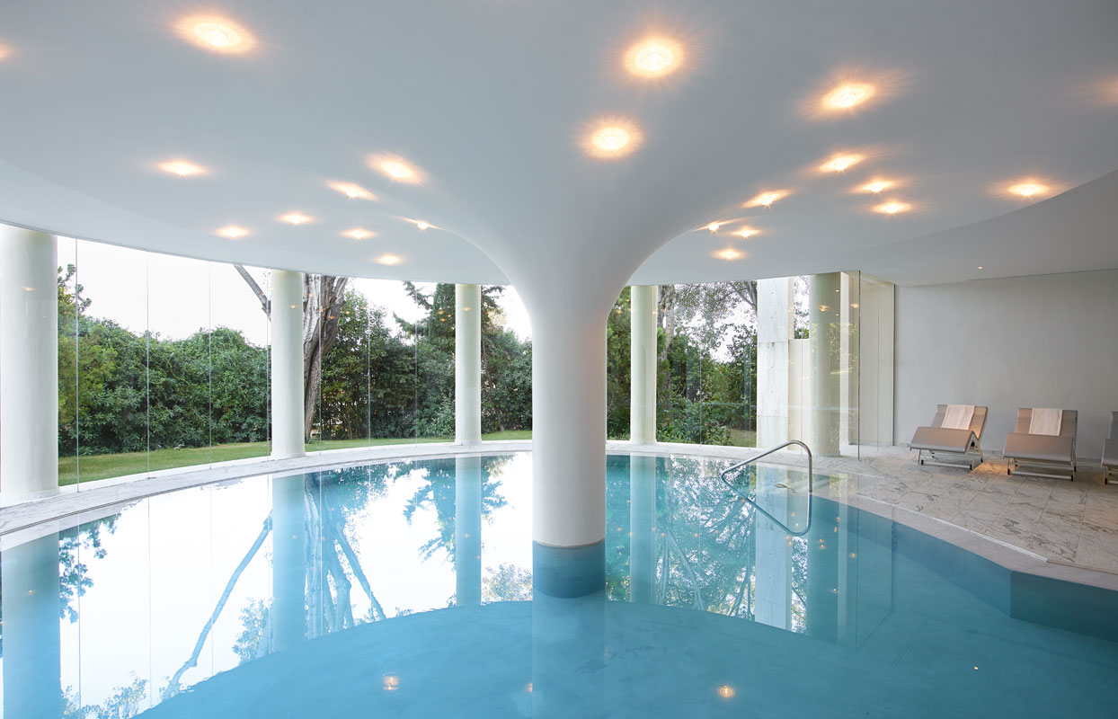 Hotel Grecotel Corfu Imperial Palace indoor pool.jpg