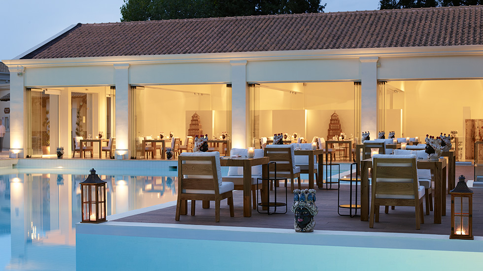 Hotel Grecotel Eva Palace restaurant 1.jpg