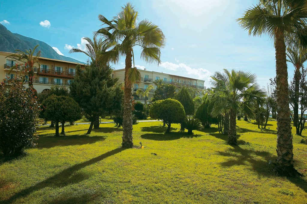 Hotel Grecotel Filoxenia 5.jpg
