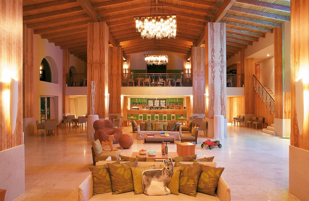 Hotel Grecotel Filoxenia lobby and lobby bar 1.jpg