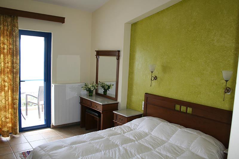 Hotel Agnanti double room 1.jpg