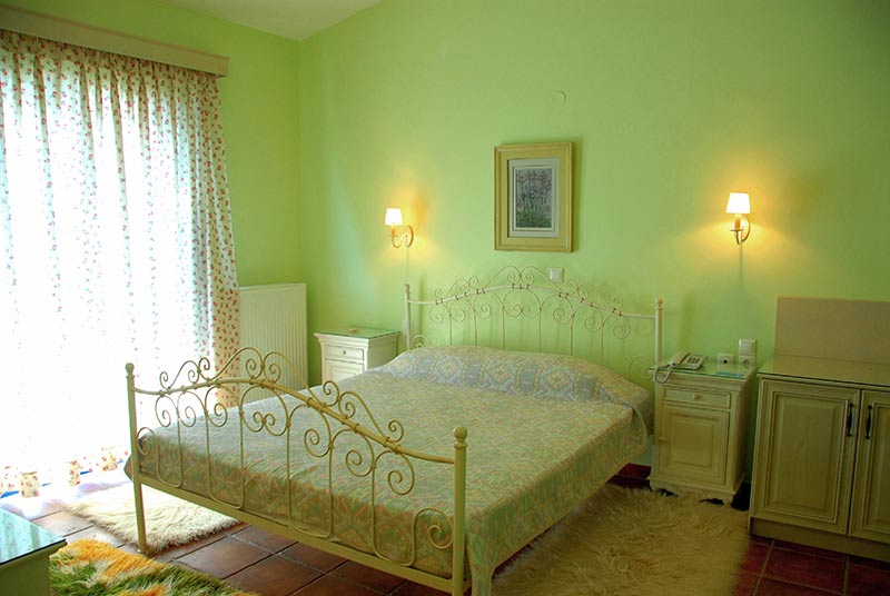 Hotel Agnanti junior suite.jpg