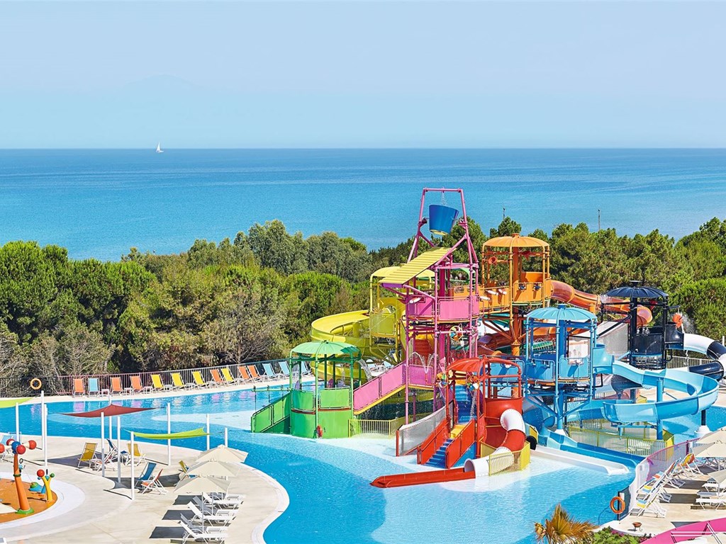 Hotel Grecotel La Riviera _ Aqua Park 3.jpg