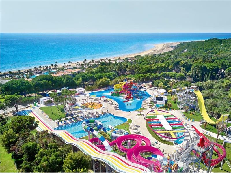 Hotel Grecotel La Riviera _ Aqua Park 4.jpg